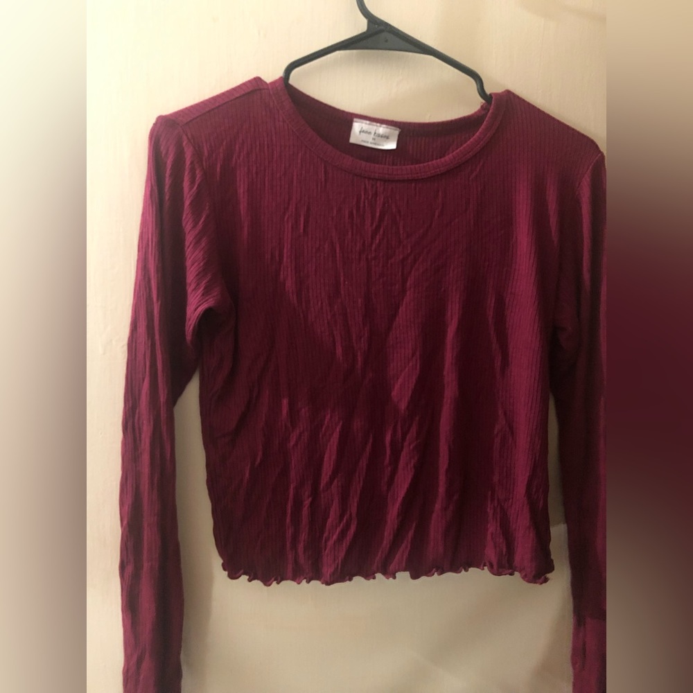 Maroon crop top ribbed